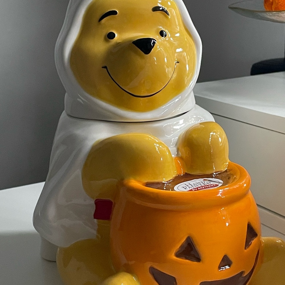 Disney Ceramic Halloween Winnie The Pooh Candy Jar - Yellow and White
